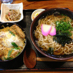 庵 - ≪2012年10月14日撮影≫かつ丼とそば（１.５玉）　８５０円