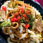 Yakisoba Harada - 焼きそば¥600+容器代。ずっしり430gは入ってる！