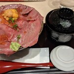 肉ドレス酒場 - 