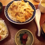 鬼の洗濯岩 - カツ丼定食600円