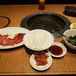 和牛亭 あらかわ - サービスランチ ご飯大盛