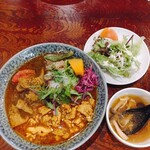 大衆中遊華食堂 八戒 - 