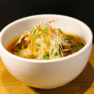 東京駅でおすすめの美味しい汁なし担々麺をご紹介 食べログ