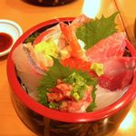 本家鮪屋すし茶家 - 特上海鮮丼 2380円