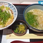 つるつる - 料理写真:牛とじ丼+ミニかけうどんセット