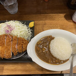 とんかつ檍のカレー屋 いっぺこっぺ - 