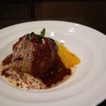 koji - 牛肉１００％ハンバーグ（デミグラス）