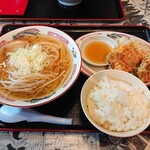 らーめん 紫龍 - 2021年6月　安定の唐揚げセット