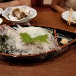 海鮮問屋 村上水産 鮮魚部 - 白イカの姿づくり