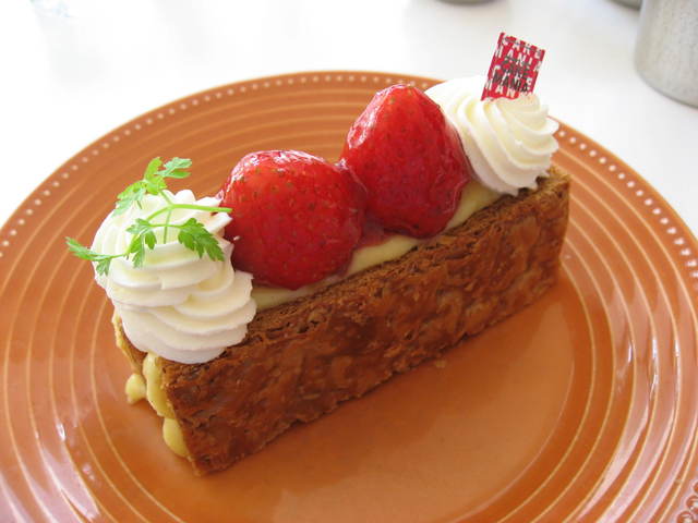 閉店 ケーキ マニア Dessert Cafe Cake Mania 馬車道 ケーキ 食べログ
