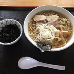Fujishima Hirai Ramen - 中華そば並盛　細麺　バラのり