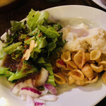 ロス・ボラチョス - ♪特命の二杯目…