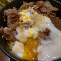 和牛焼肉KIM - 2012.9.30　お任せコース：牛丼温玉
