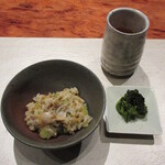 草庵 鍋島 - 香の物と、ほうじ茶と