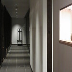 草庵 鍋島 - 和食レストランへ向かう回廊