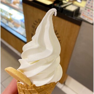 東京駅でおすすめの美味しいソフトクリームをご紹介 食べログ 東京駅でおすすめの美味しいソフトクリームをご紹介 食べログ