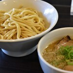 浜田山 - 魚介豚骨つけめん