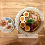 銀座 篝 - 贅沢魚介出汁の特製冷やしSoba トッピング味玉  全貌