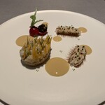 ASAHINA Gastronome - 毛蟹＆コック貝　ラルム仕立てにし、クリスタルキャビア　フヌイユのクレーム