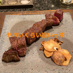 鉄板ステーキ 花心 - 