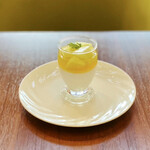 ラウンジ シーウインド - フレッシュチーズクリーム@甘いメロンと酸味のあるチーズクリーム