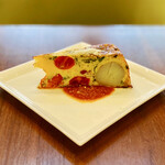 ラウンジ シーウインド - スパニッシュオムレツ(一人一皿)＠新じゃががゴロッとボリューミー