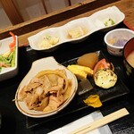 瀬戸内海鮮料理 舟忠 - 和朝食