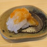 Taheizushi - 赤烏賊　海鼠腸かけ
