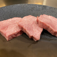 本格肉料理 丸小 - 