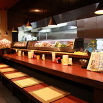 Yakitori Nangoku - 新鮮なネタを目の前にカウンター席は食通の方に人気です