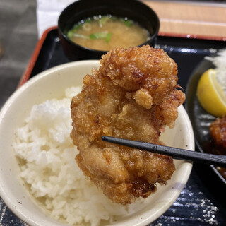 難波でおすすめの美味しいからあげをご紹介 食べログ