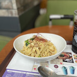 カフェ・ド・クリエ - 大豆ミートの豆乳坦々ソース 740円 +糖質50%オフのフェットチーネに変更 110円