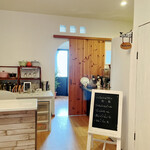 スープとカレー ボンジョルネ - 店内