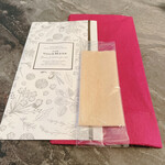 スープとカレー ボンジョルネ - マスクケースが準備されていた