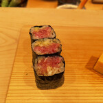 鮨 太一 - ねぎとろ
      美味しいね！尻尾の部分を貰ったからサービスということです。ありがとうございます。