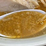 ラーメン もっけだの - 青唐味噌普通ヤサイマシニンニクのスープ