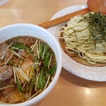 春の風 - つけ麺 850円