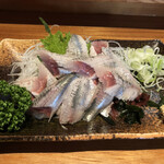 お魚処 うおとも - 脂の乗ったイワシの刺身