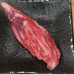 立喰い焼肉 治郎丸 - サーロイン330円