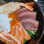 和ダイニング空海 - 海鮮丼アップ1020円