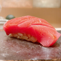 鮨 こしかわ - マグロの中トロ（背トロ）