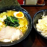 たね家 - たね家ラーメン+ねぎ丼