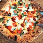 Pizzeria SOGGIORNO - カラブレーゼ