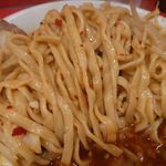 ラーメン二郎 - 極太平打ち縮れ麺！