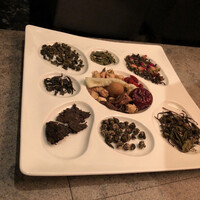 カントニーズ 燕 - 