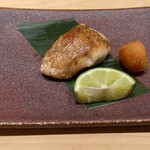 鮨 由う - ノドグロ　焼き物