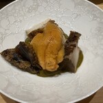 鮨 由う - （追加）鮑　肝ソース　雲丹乗せ