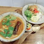 らいおん食堂 - ラフテーごはん＆薬膳スープカレー