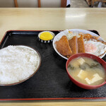 味里屋食堂 - ハムカツ目玉焼き定食