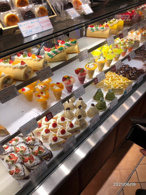 キャトル 品川駅店 Quatre 品川 ケーキ 食べログ
